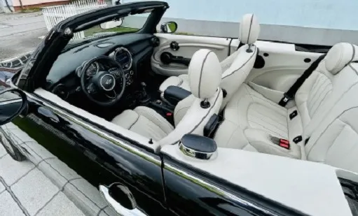 MINI Cabrio